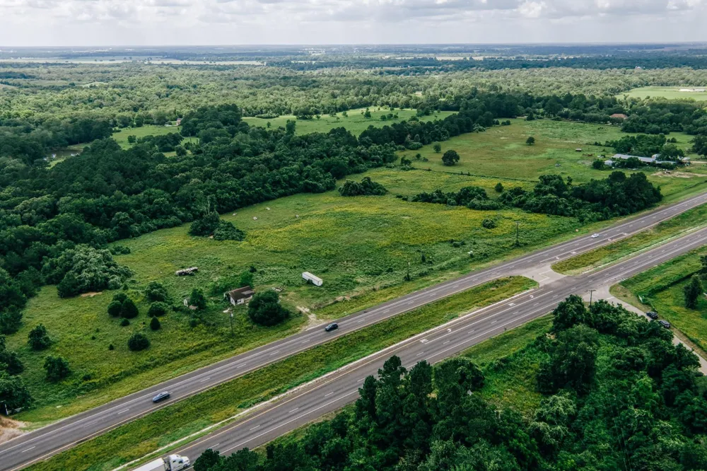 28439 Highway 6 Hempstead, TX 77445