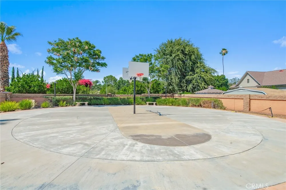 4947 Plumtree Court Riverside, CA 92504
