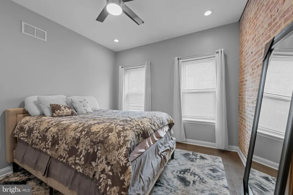 902 MILTON AVENUE Baltimore, MD 21205