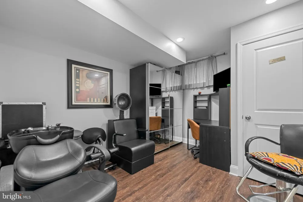 902 MILTON AVENUE Baltimore, MD 21205