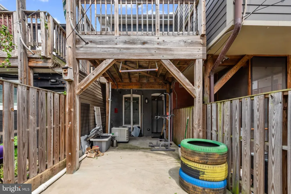902 MILTON AVENUE Baltimore, MD 21205