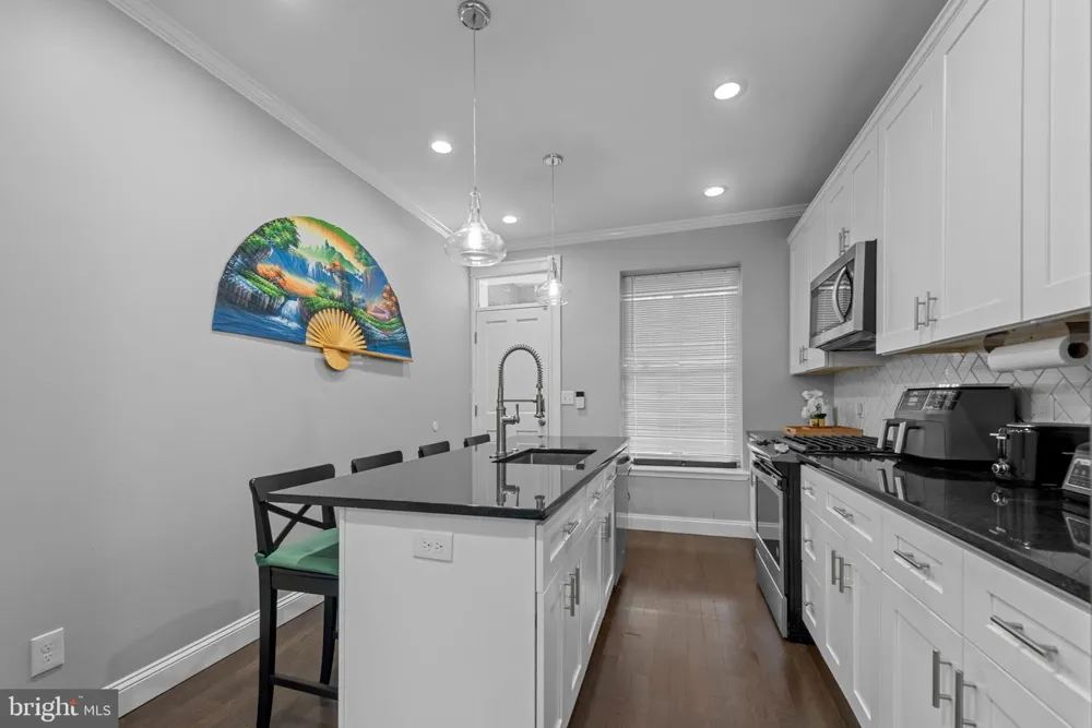 902 MILTON AVENUE Baltimore, MD 21205