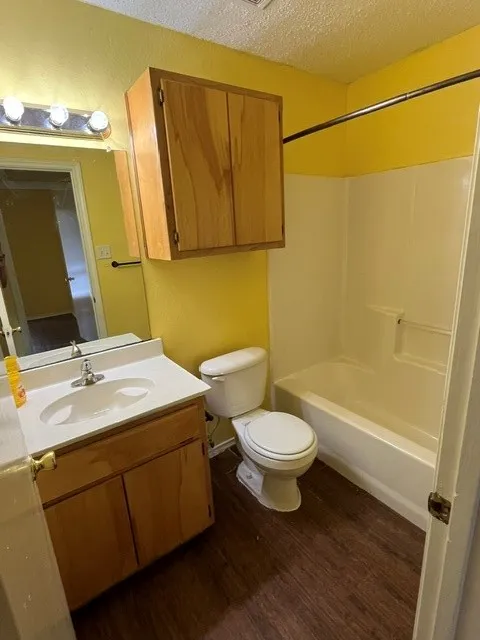 717 Dominga Dr Sinton, TX 78387