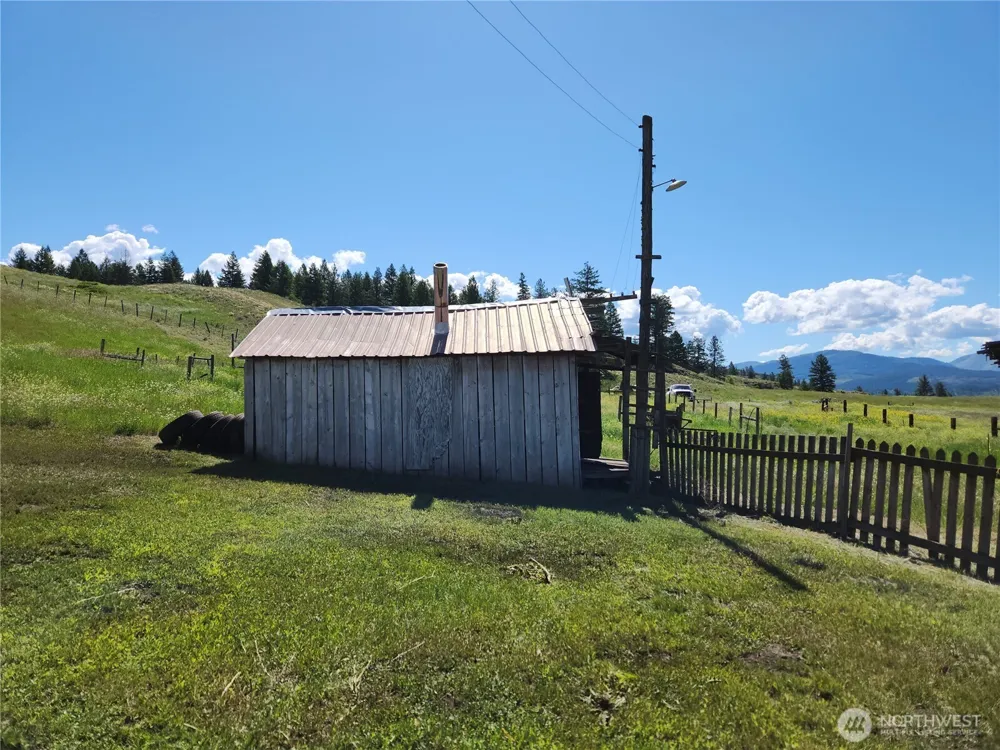 3 Garden Lane Curlew, WA 99118