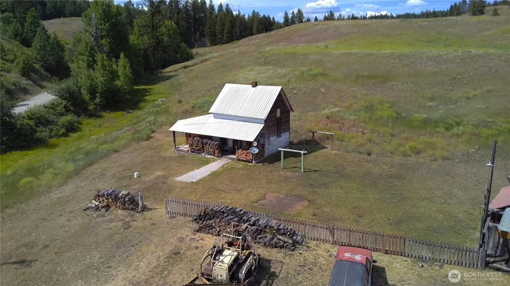 3 Garden Lane Curlew, WA 99118