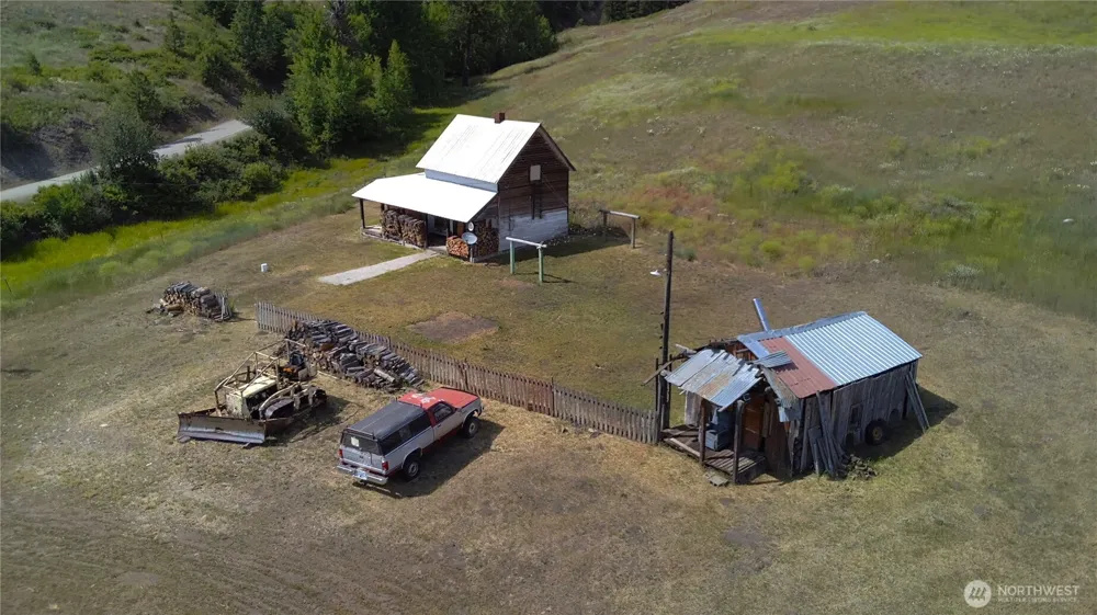 3 Garden Lane Curlew, WA 99118