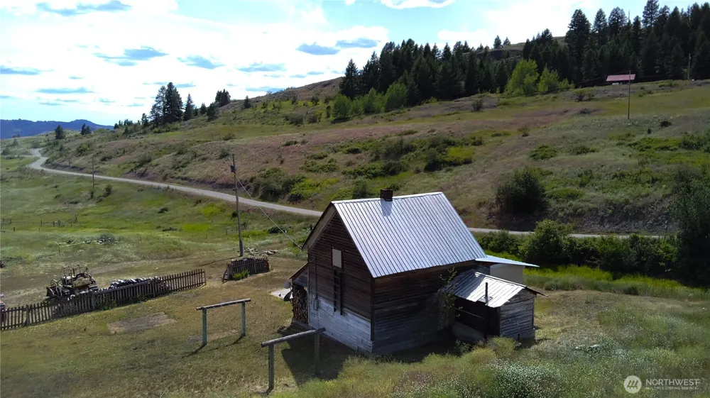3 Garden Lane Curlew, WA 99118
