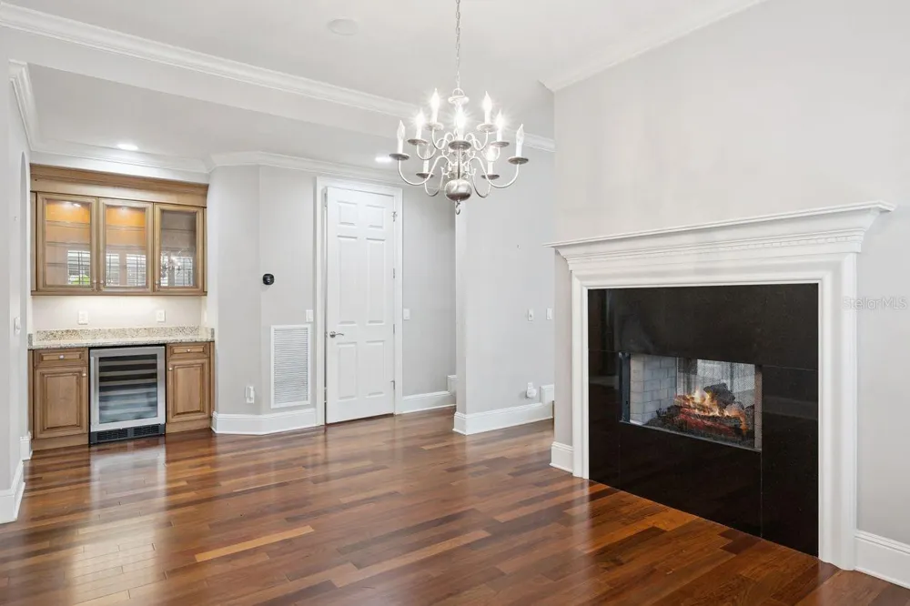 1138 S PENNSYLVANIA AVENUE Winter Park, FL 32789