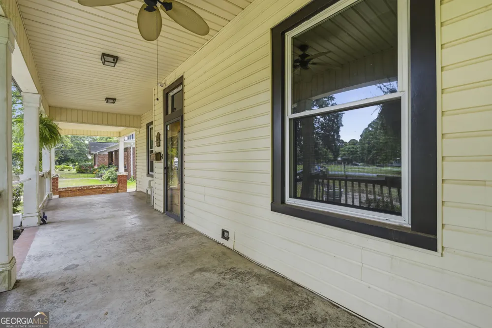 202 Everett Square Fort Valley, GA 31030