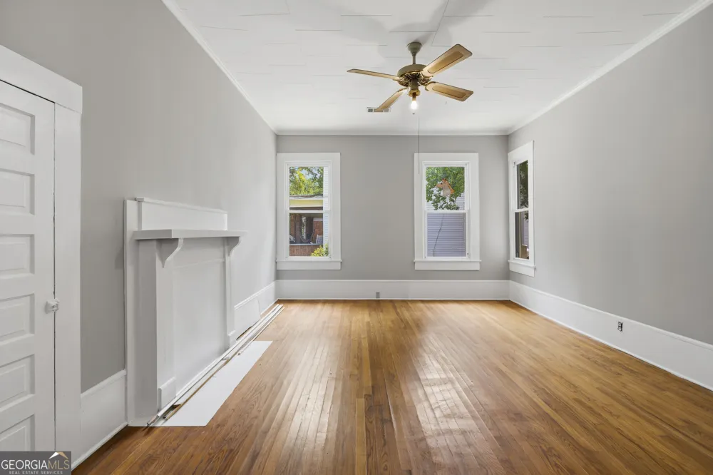 202 Everett Square Fort Valley, GA 31030