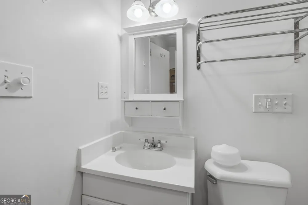 202 Everett Square Fort Valley, GA 31030