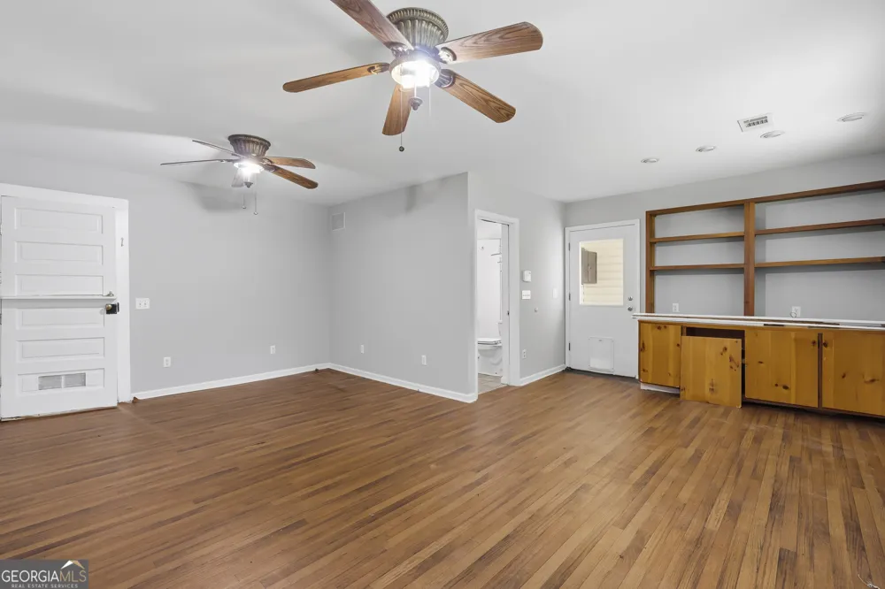 202 Everett Square Fort Valley, GA 31030