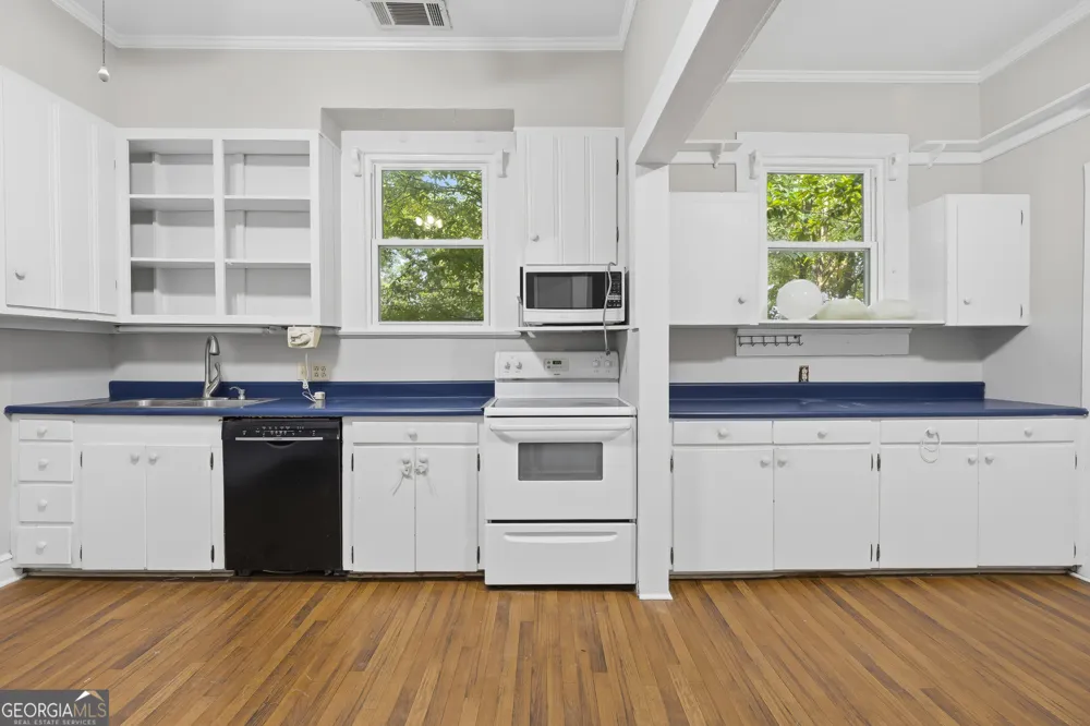 202 Everett Square Fort Valley, GA 31030