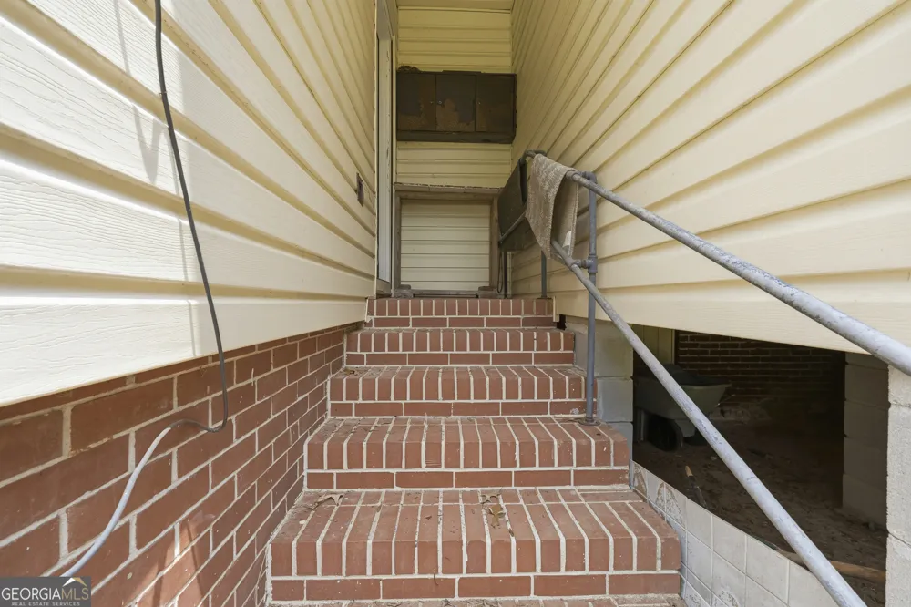 202 Everett Square Fort Valley, GA 31030
