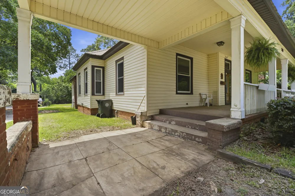 202 Everett Square Fort Valley, GA 31030