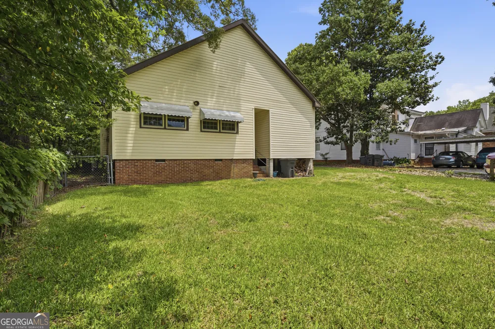 202 Everett Square Fort Valley, GA 31030