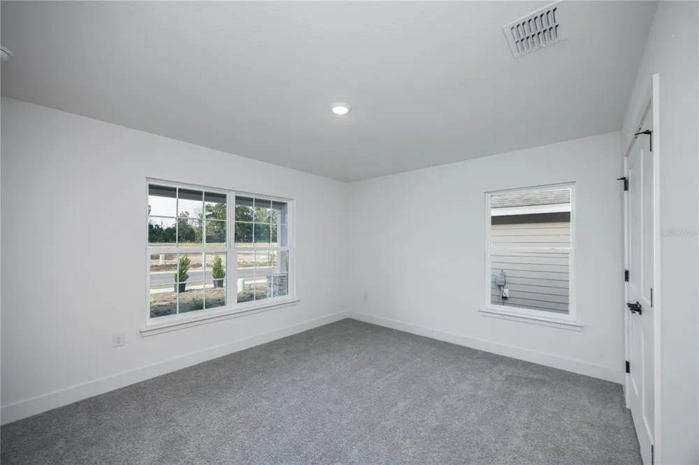 2573 SW 250TH DRIVE Newberry, FL 32669