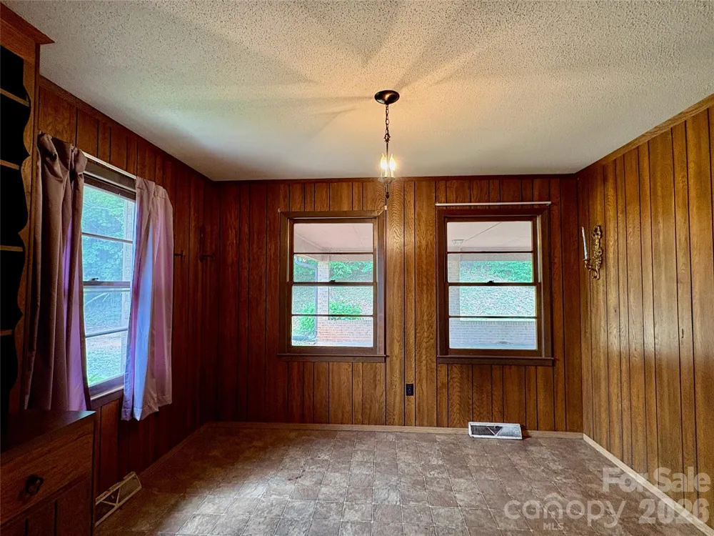 1812 Freemantown Road Lake Lure, NC 28746