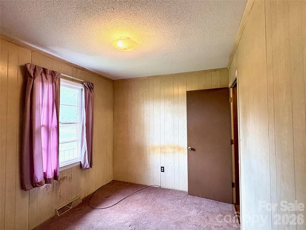 1812 Freemantown Road Lake Lure, NC 28746