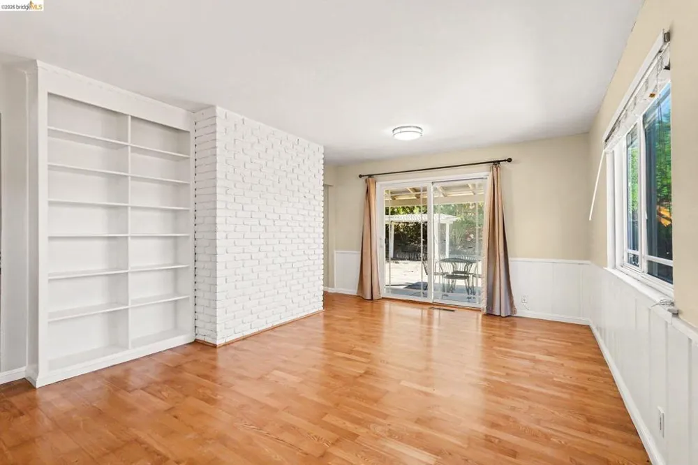 649 Moraga Way Orinda, CA 94563