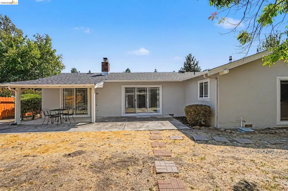 649 Moraga Way Orinda, CA 94563