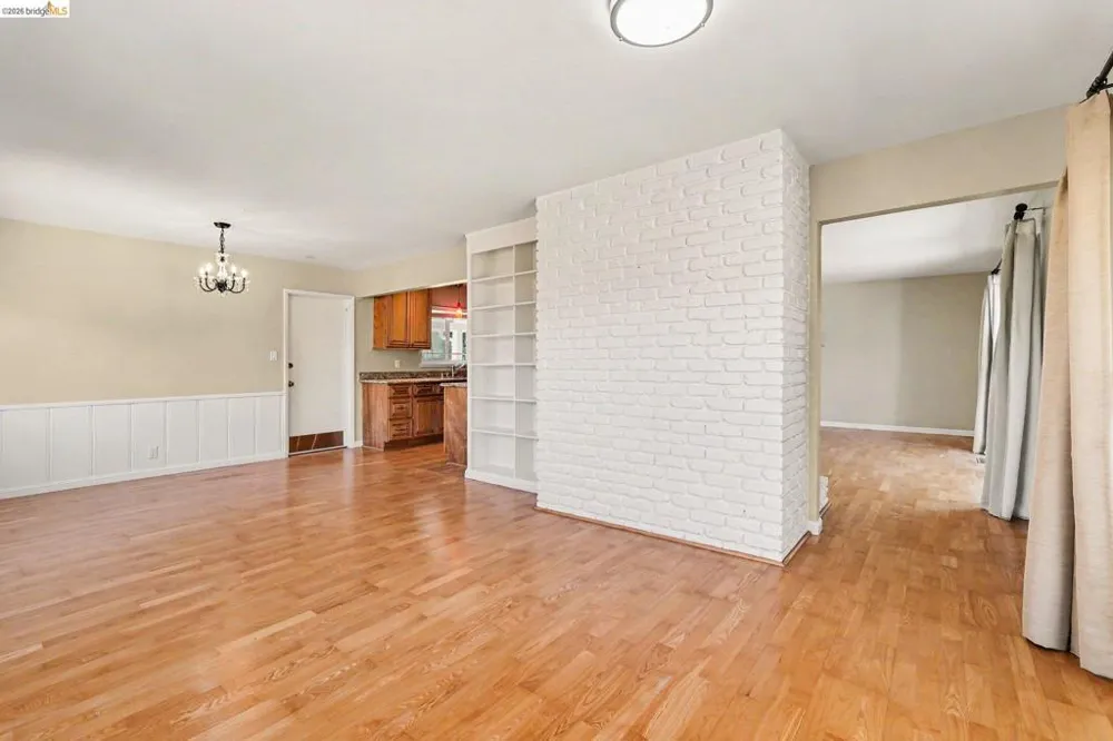 649 Moraga Way Orinda, CA 94563