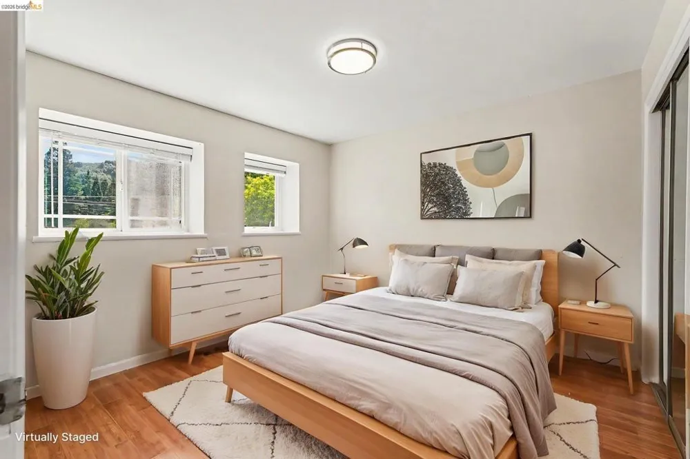 649 Moraga Way Orinda, CA 94563