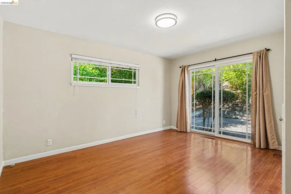 649 Moraga Way Orinda, CA 94563