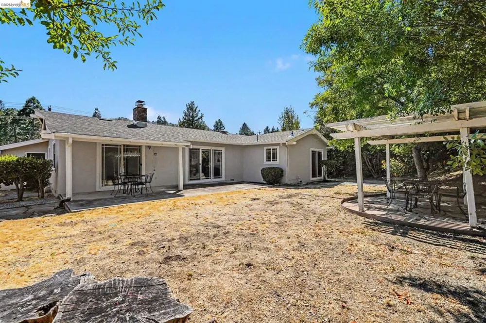 649 Moraga Way Orinda, CA 94563