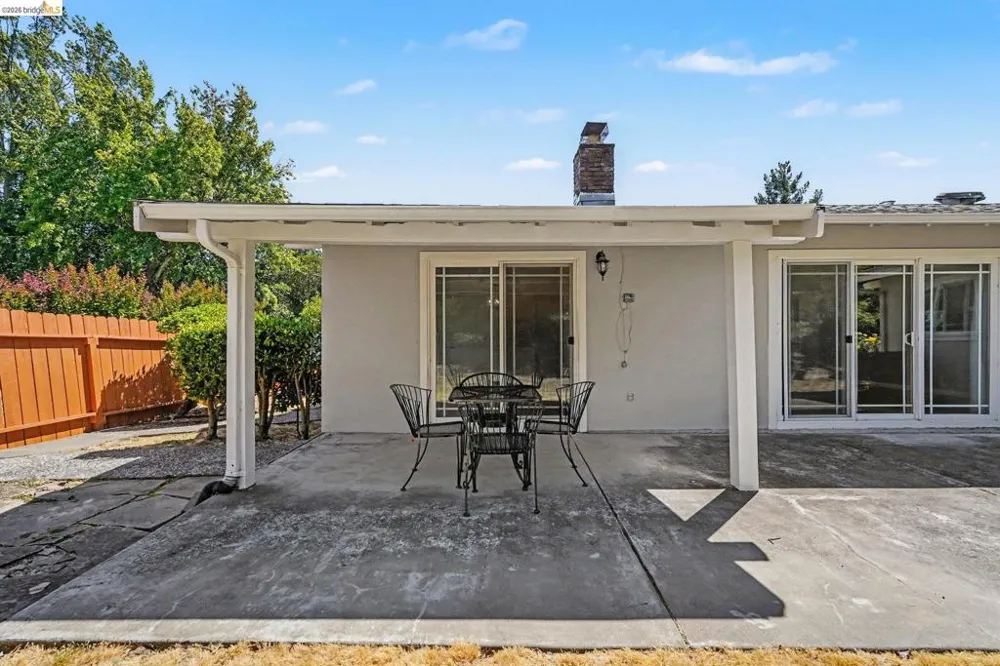 649 Moraga Way Orinda, CA 94563