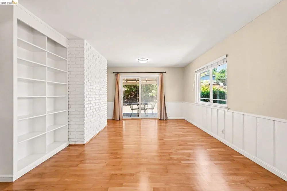 649 Moraga Way Orinda, CA 94563