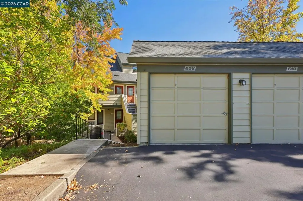 600 Suntree Lane #608 Pleasant Hill, CA 94523