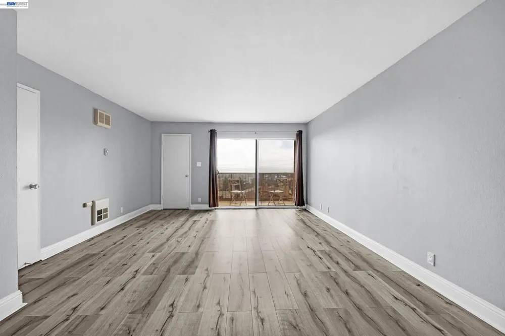 2 Panoramic Way #306 Berkeley, CA 94704