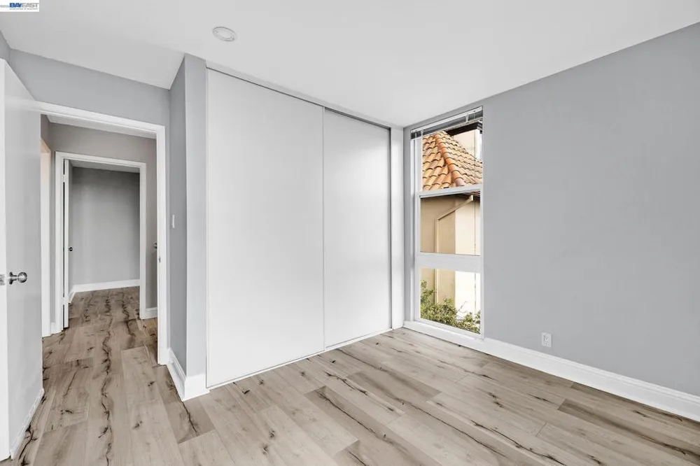 2 Panoramic Way #306 Berkeley, CA 94704