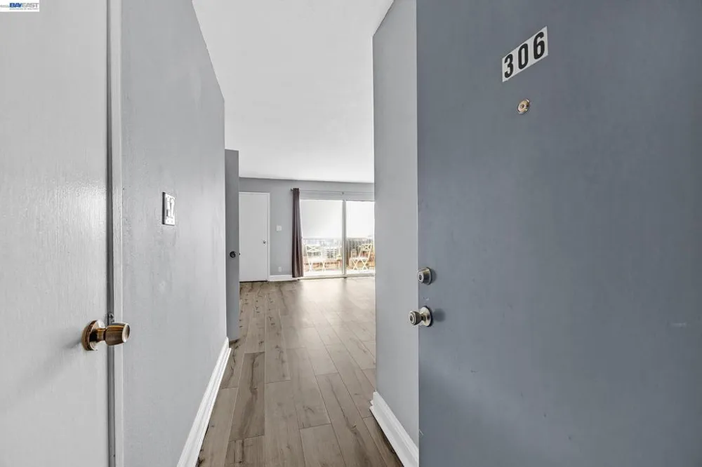 2 Panoramic Way #306 Berkeley, CA 94704