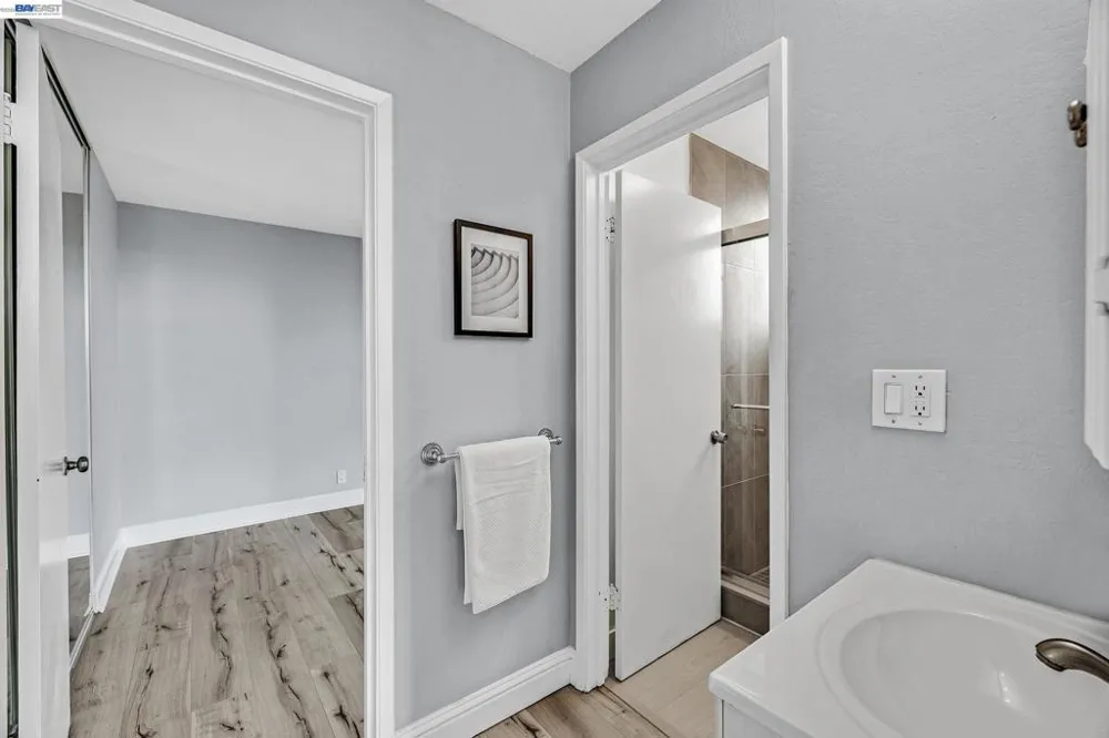 2 Panoramic Way #306 Berkeley, CA 94704
