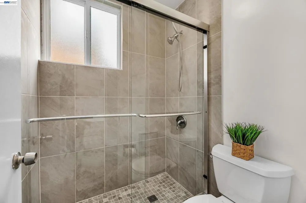 2 Panoramic Way #306 Berkeley, CA 94704