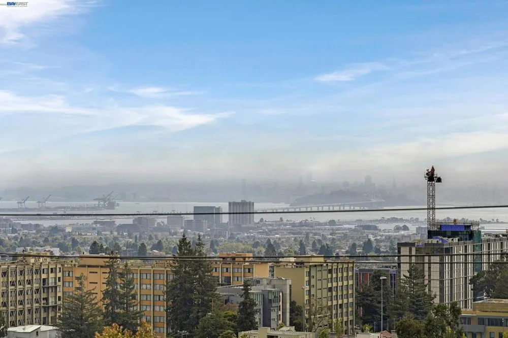 2 Panoramic Way #306 Berkeley, CA 94704