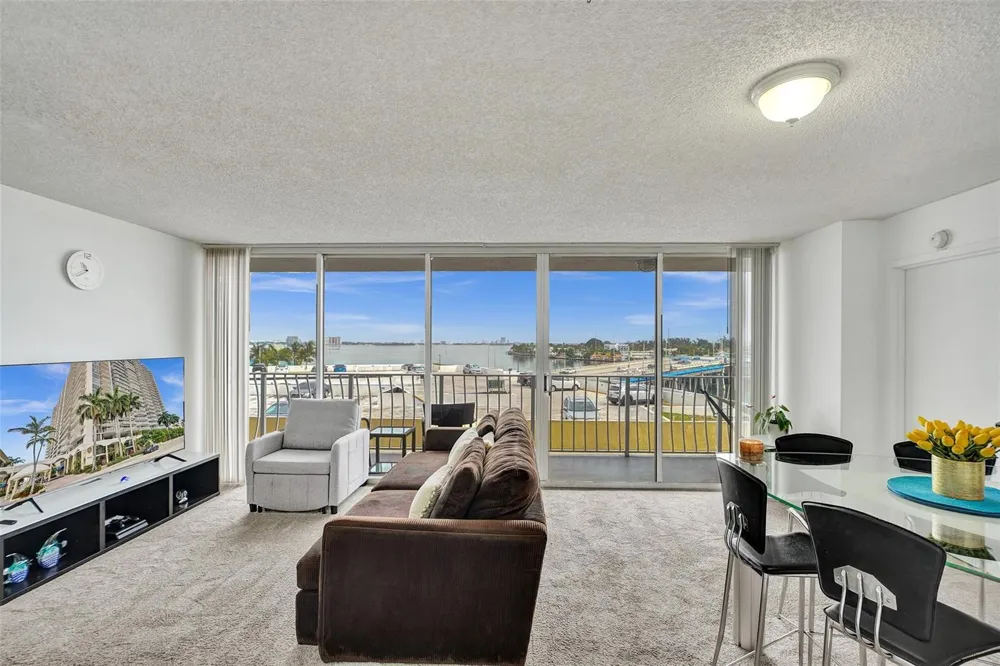 7601 E Treasure Drive #617 North Bay Village, FL 33141