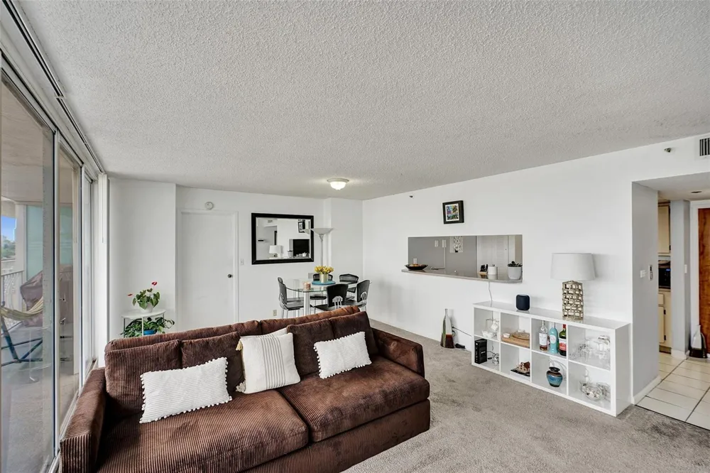 7601 E Treasure Drive #617 North Bay Village, FL 33141