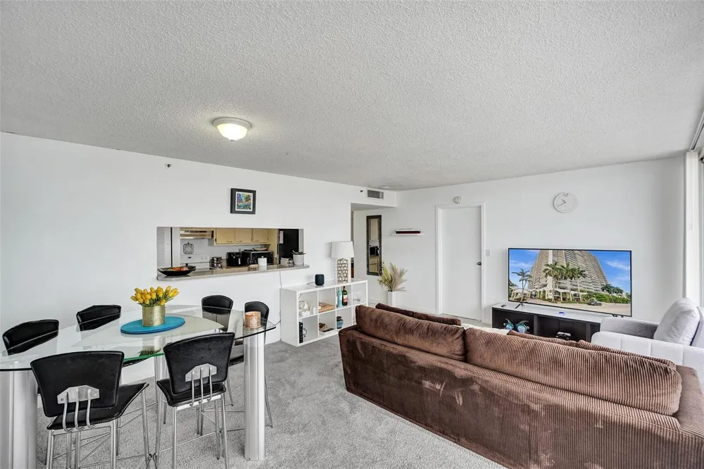 7601 E Treasure Drive #617 North Bay Village, FL 33141