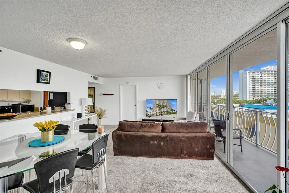 7601 E Treasure Drive #617 North Bay Village, FL 33141