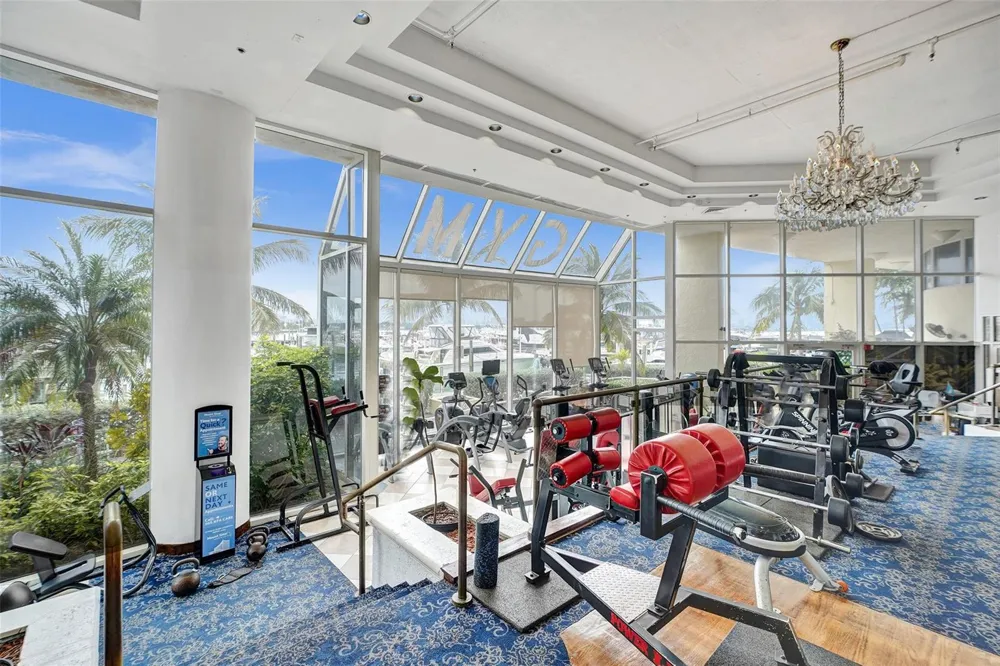 7601 E Treasure Drive #617 North Bay Village, FL 33141