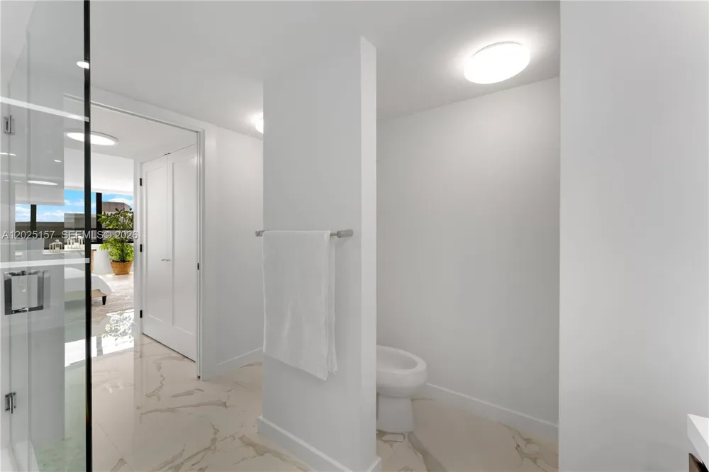 3 Grove Isle Dr #C803 Miami, FL 33133