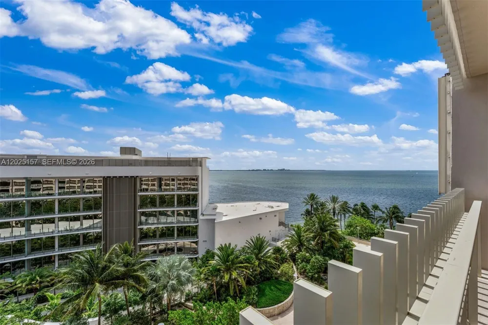3 Grove Isle Dr #C803 Miami, FL 33133