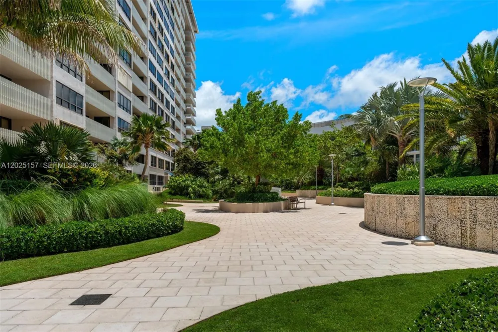 3 Grove Isle Dr #C803 Miami, FL 33133