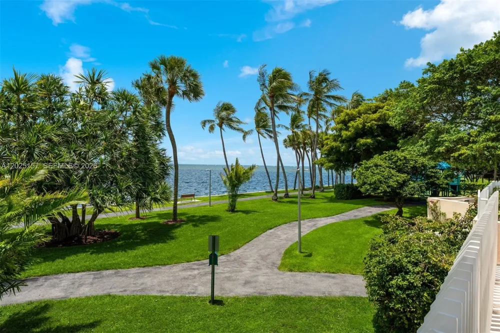 3 Grove Isle Dr #C803 Miami, FL 33133