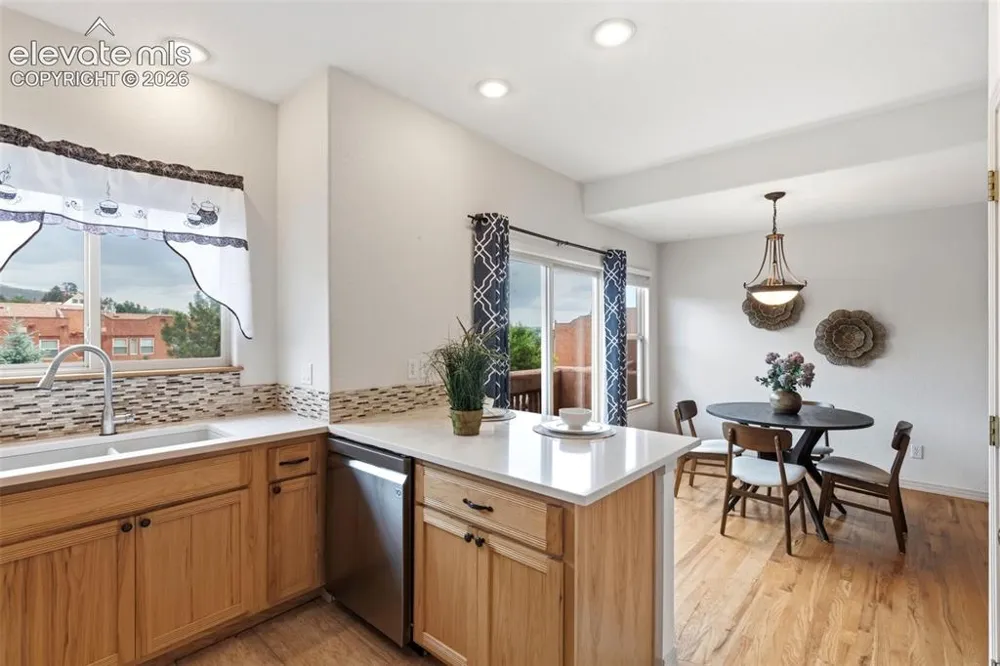 326 Santa Fe Place #A Manitou Springs, CO 80829