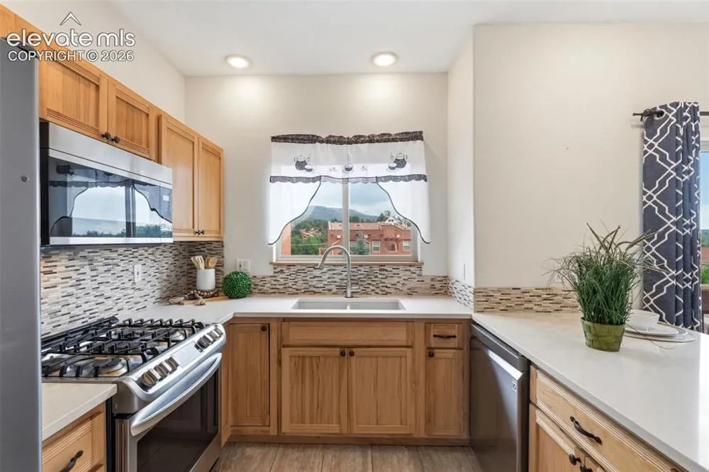 326 Santa Fe Place #A Manitou Springs, CO 80829