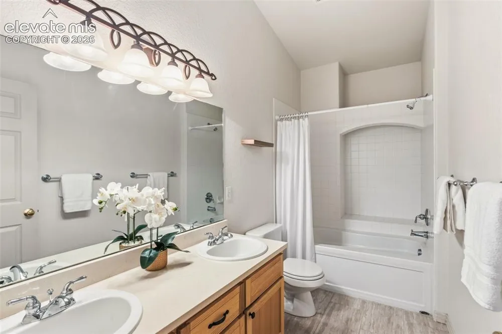 326 Santa Fe Place #A Manitou Springs, CO 80829